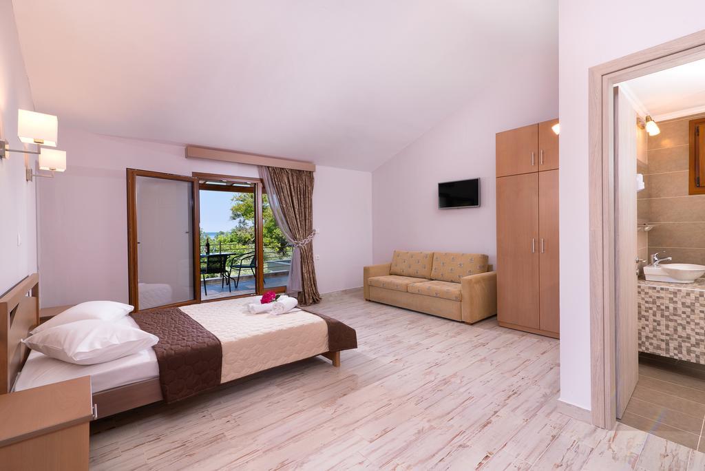 Kapsogeorgis Rooms Коинира Экстерьер фото
