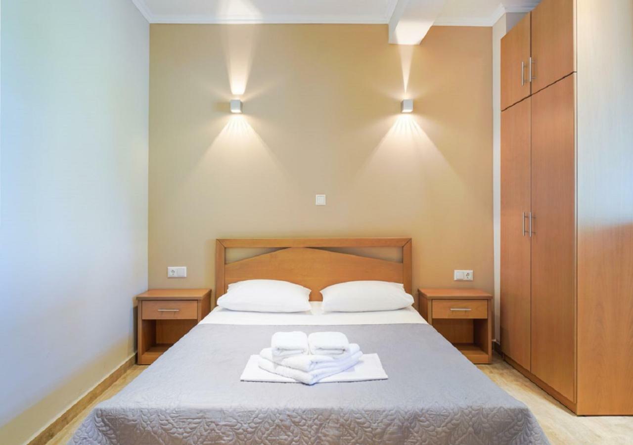 Kapsogeorgis Rooms Коинира Экстерьер фото